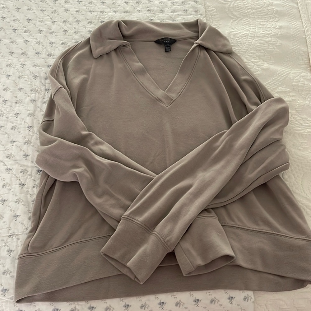 Danskin Lightweight Collared Top